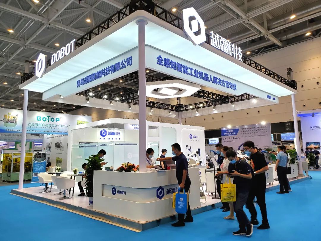 安全皮膚,輕量型協作機器人-越疆攜新一代全感知機器人出征 IAIE 2020，助力智造新未來